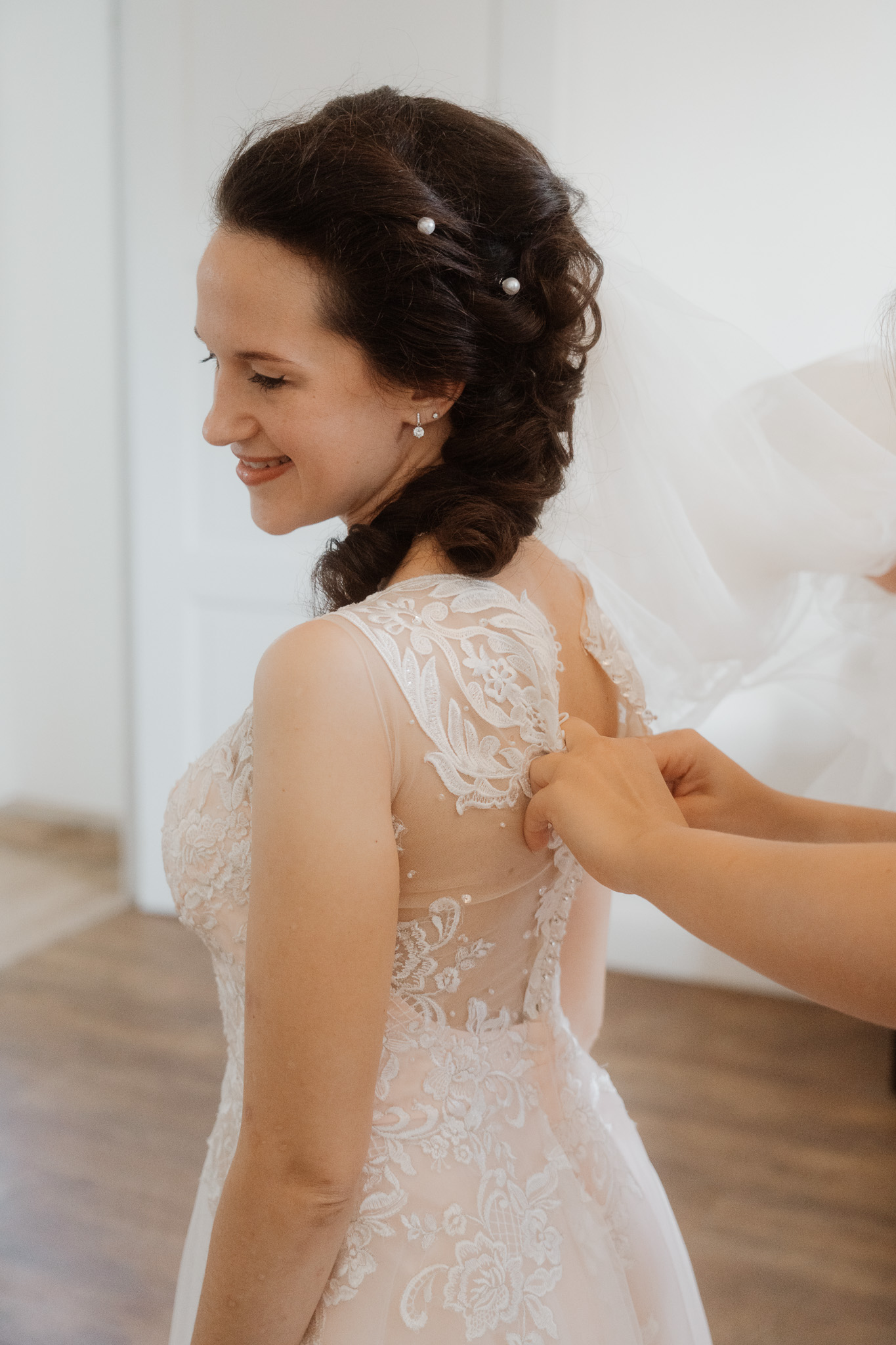 Gartenhochzeit Spremberg Brautkleid Rueckenansicht